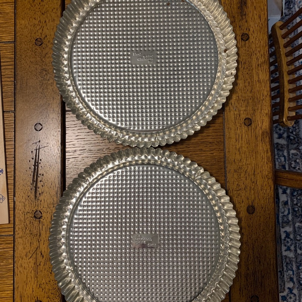 2 Pampered Chef 10” Flan Tart Quiche pans